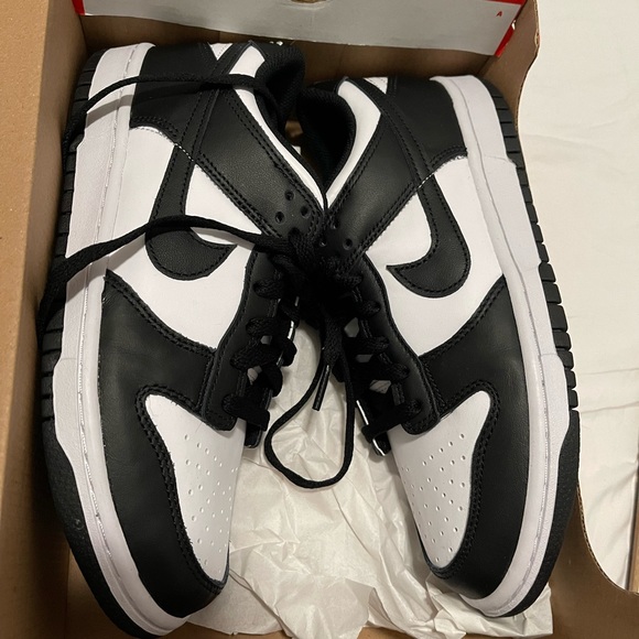 Nike Dunks - Picture 1 of 2